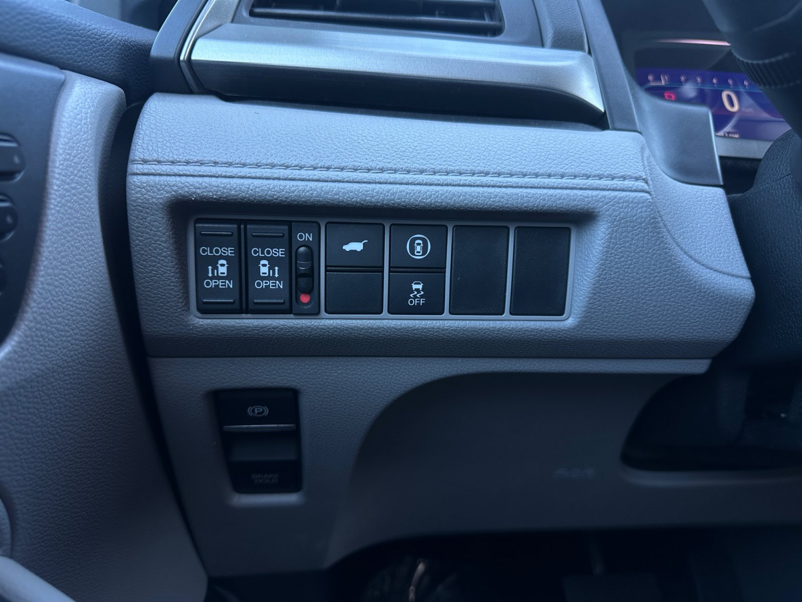 Used 2023 Honda Odyssey EX-L image 16