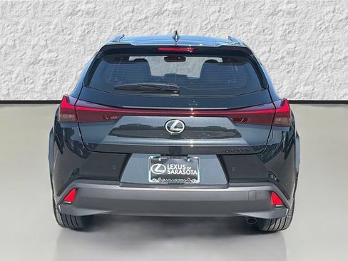 New 2026 Lexus UX 300h FWD image 4