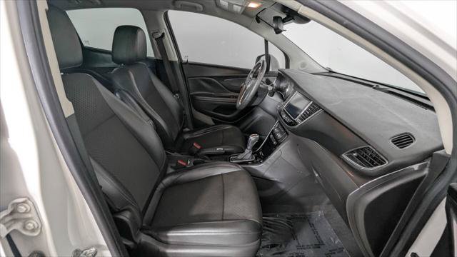 Used 2020 Buick Encore Preferred FWD image 23