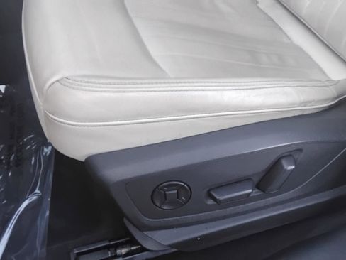 Certified 2023 Audi e-tron Premium w/ Convenience Plus Package image 16