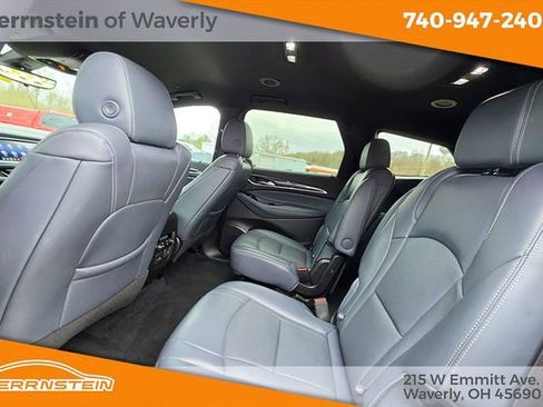Used 2024 Buick Enclave Premium image 28
