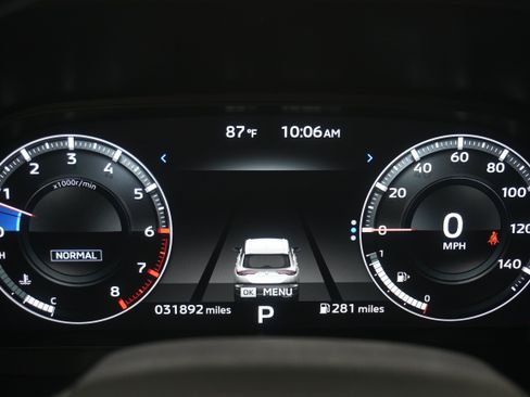 Used 2023 Mitsubishi Outlander SE Black Edition FWD image 16