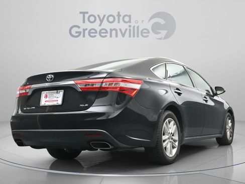 Used 2013 Toyota Avalon XLE Premium FWD image 13