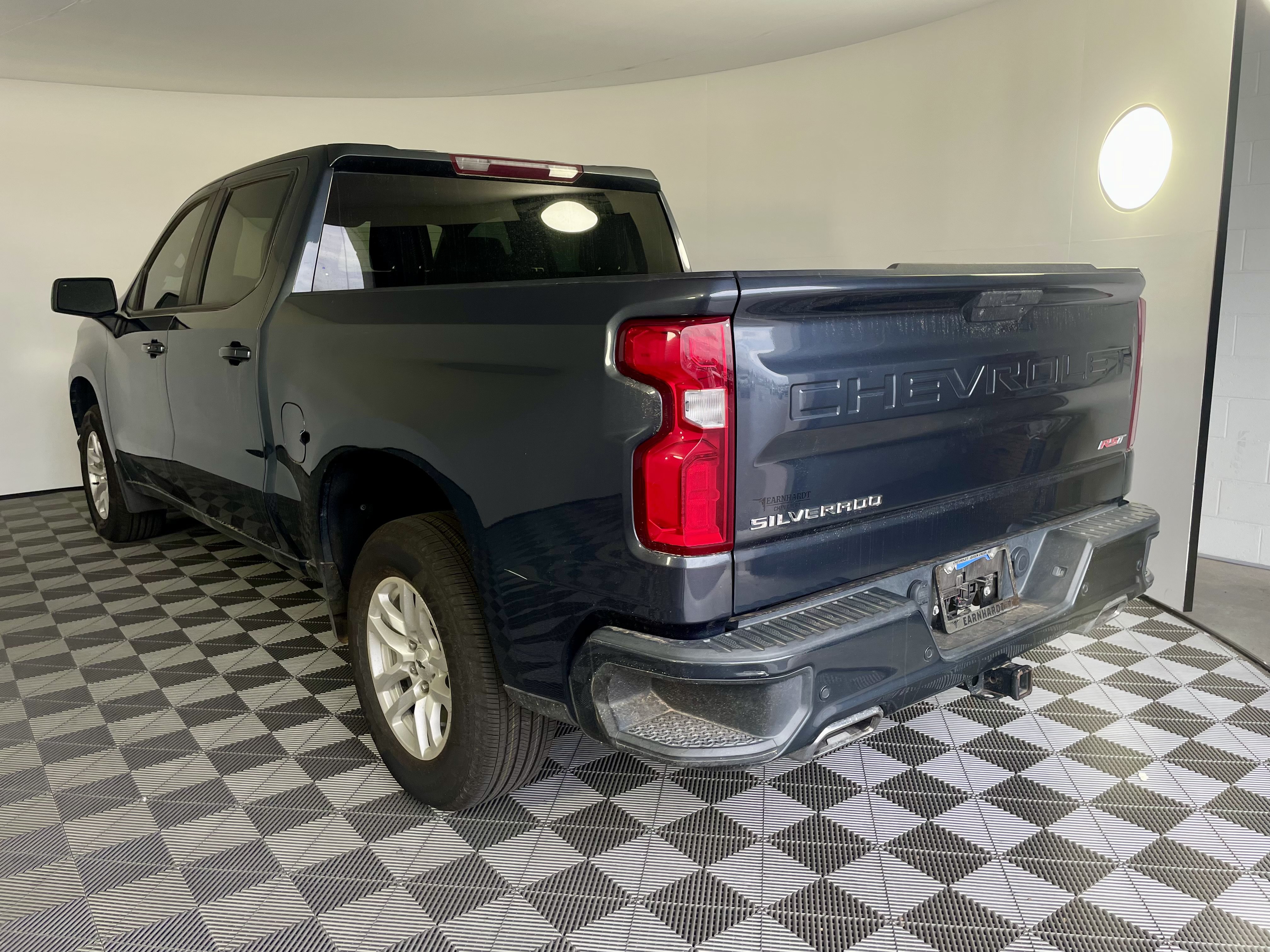 Used 2022 Chevrolet Silverado 1500 RST AWD/4WD image 3