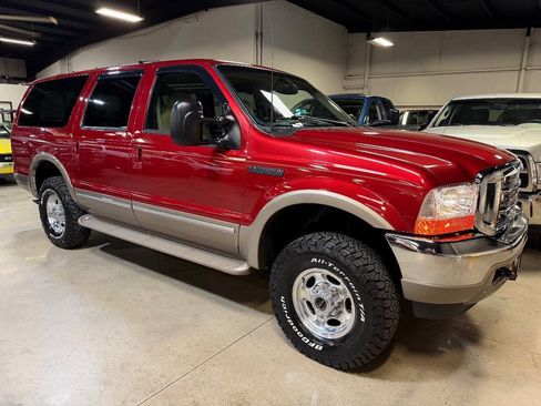 Used 2002 Ford Excursion Limited AWD/4WD image 1