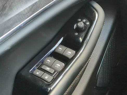 Certified 2025 Jeep Grand Cherokee Overland w/ Adv Protech Group III AWD/4WD image 31