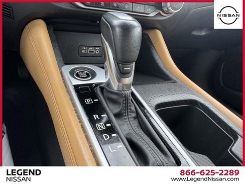 Used 2022 Nissan Sentra SV w/ SV Premium Package image 26