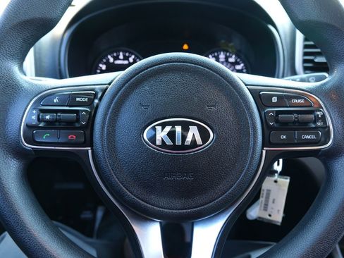 Used 2017 Kia Sportage LX FWD image 16
