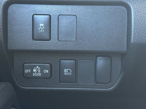 Used 2022 Toyota Tacoma SR w/ SR Convenience Package image 33