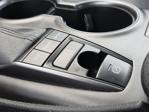 Used 2023 Toyota Camry XSE image 20