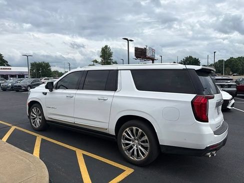 Used 2023 GMC Yukon XL Denali w/ Denali Reserve Package AWD/4WD image 16