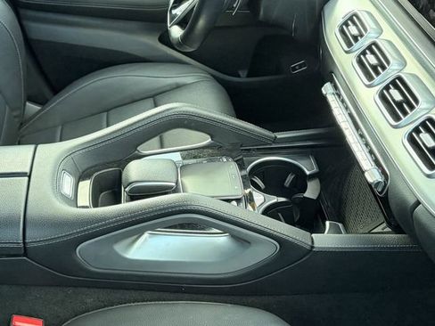 Used 2025 Mercedes-Benz GLE 350 4MATIC image 7
