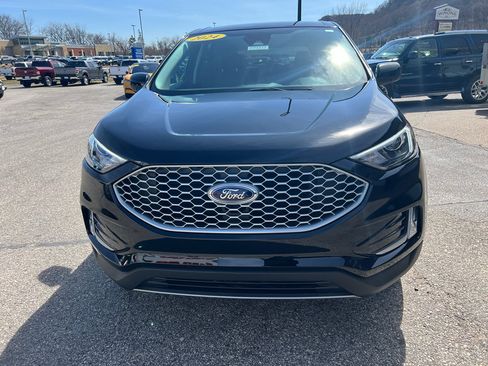 Used 2024 Ford Edge SEL w/ Convenience Package AWD/4WD image 2