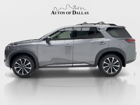 Used 2026 Nissan Pathfinder Platinum w/ Cargo Package FWD image 5