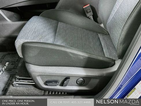 Used 2023 Nissan Rogue SV FWD image 20