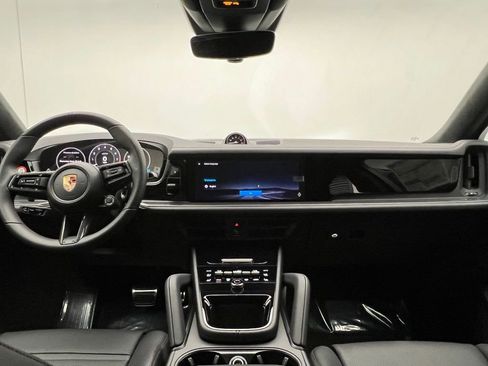 New 2026 Porsche Cayenne GTS image 6