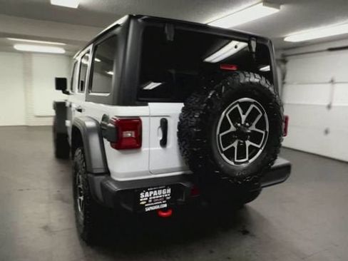 Used 2026 Jeep Wrangler Unlimited Rubicon AWD/4WD image 7