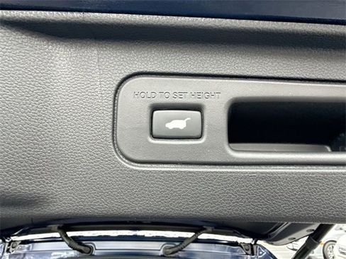 Certified 2025 Honda Pilot EX-L image 21