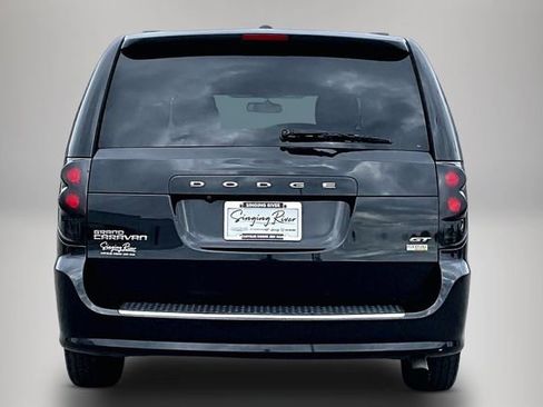 Used 2018 Dodge Grand Caravan GT image 6