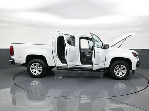 Used 2022 Chevrolet Colorado LT w/ LT Convenience Package image 29