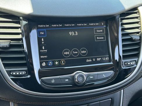 Used 2019 Chevrolet Trax LS w/ LPO, Protection Package FWD image 27