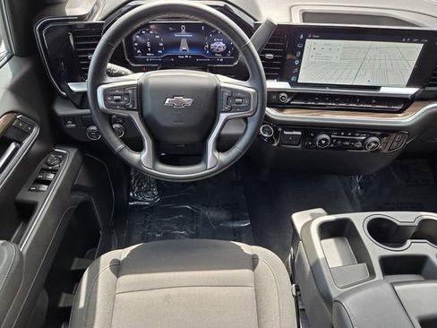 Used 2025 Chevrolet Silverado 1500 RST RWD image 17