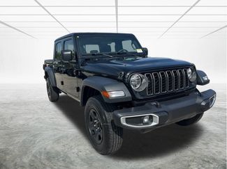 New 2026 Jeep Gladiator Sport video 2