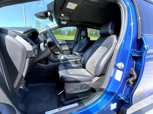 Used 2023 Ford Edge ST-Line AWD/4WD image 10