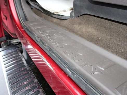 Used 2015 Ford F350 XLT w/ XLT Premium Package image 38