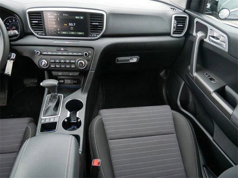 Used 2020 Kia Sportage LX w/ LX Popular Package image 12