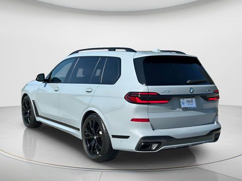 Certified 2025 BMW X7 xDrive40i w/ M Sport Package AWD/4WD image 7
