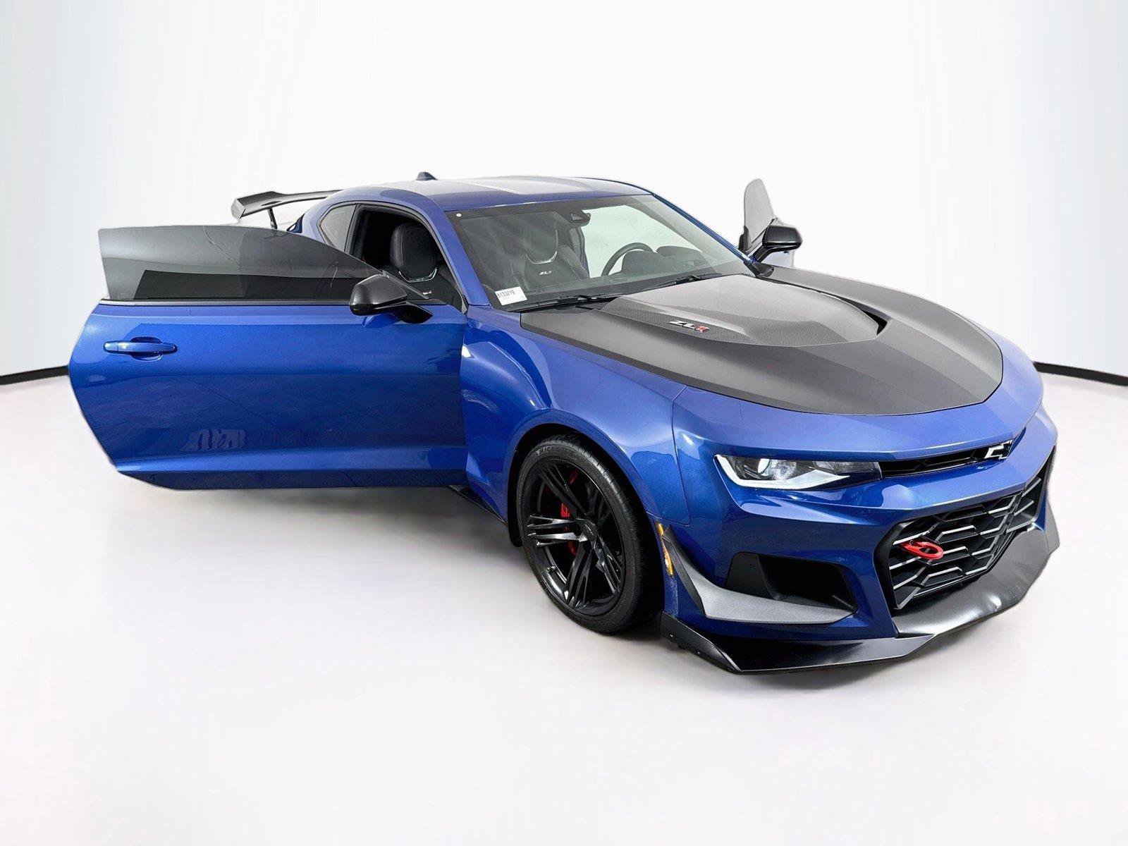 Used 2022 Chevrolet Camaro ZL1 RWD image 39