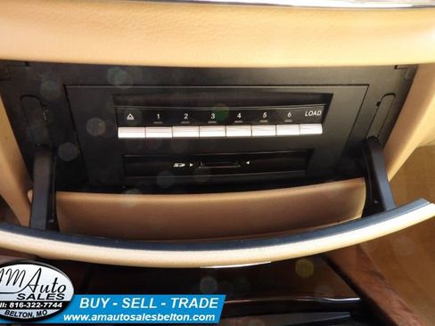 Used 2010 Mercedes-Benz S 550 4MATIC image 12