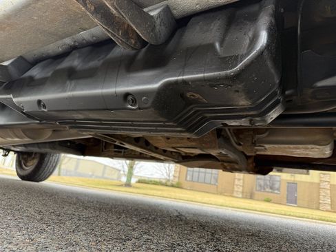 Used 2018 Chevrolet Silverado 2500 LT w/ LT Convenience Package image 32