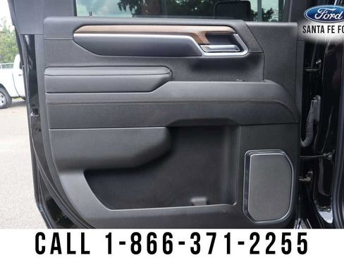 Used 2025 Chevrolet Silverado 2500 High Country w/ High Country Premium Package AWD/4WD image 25