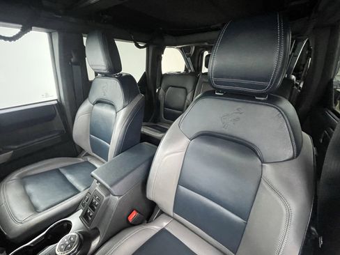 Used 2023 Ford Bronco Outer Banks w/ Sasquatch Package image 5