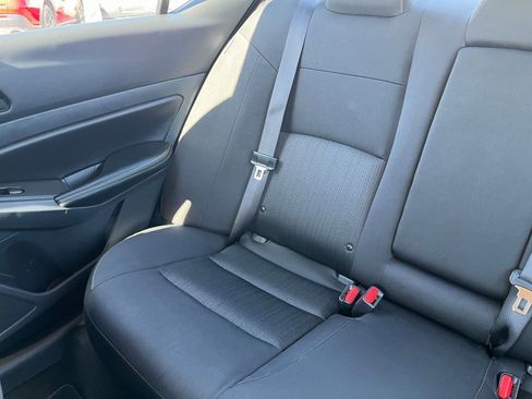 Used 2025 Nissan Altima 2.5 SV image 37