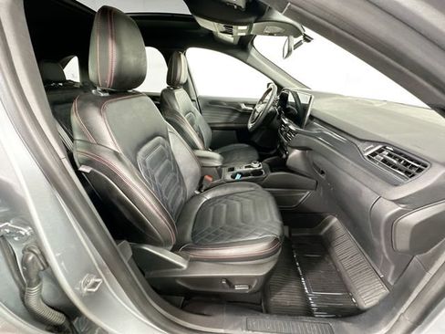 Used 2023 Ford Escape ST-Line Elite w/ Premium Technology Package AWD/4WD image 29
