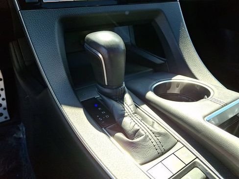 Certified 2021 Toyota Avalon XSE FWD image 17