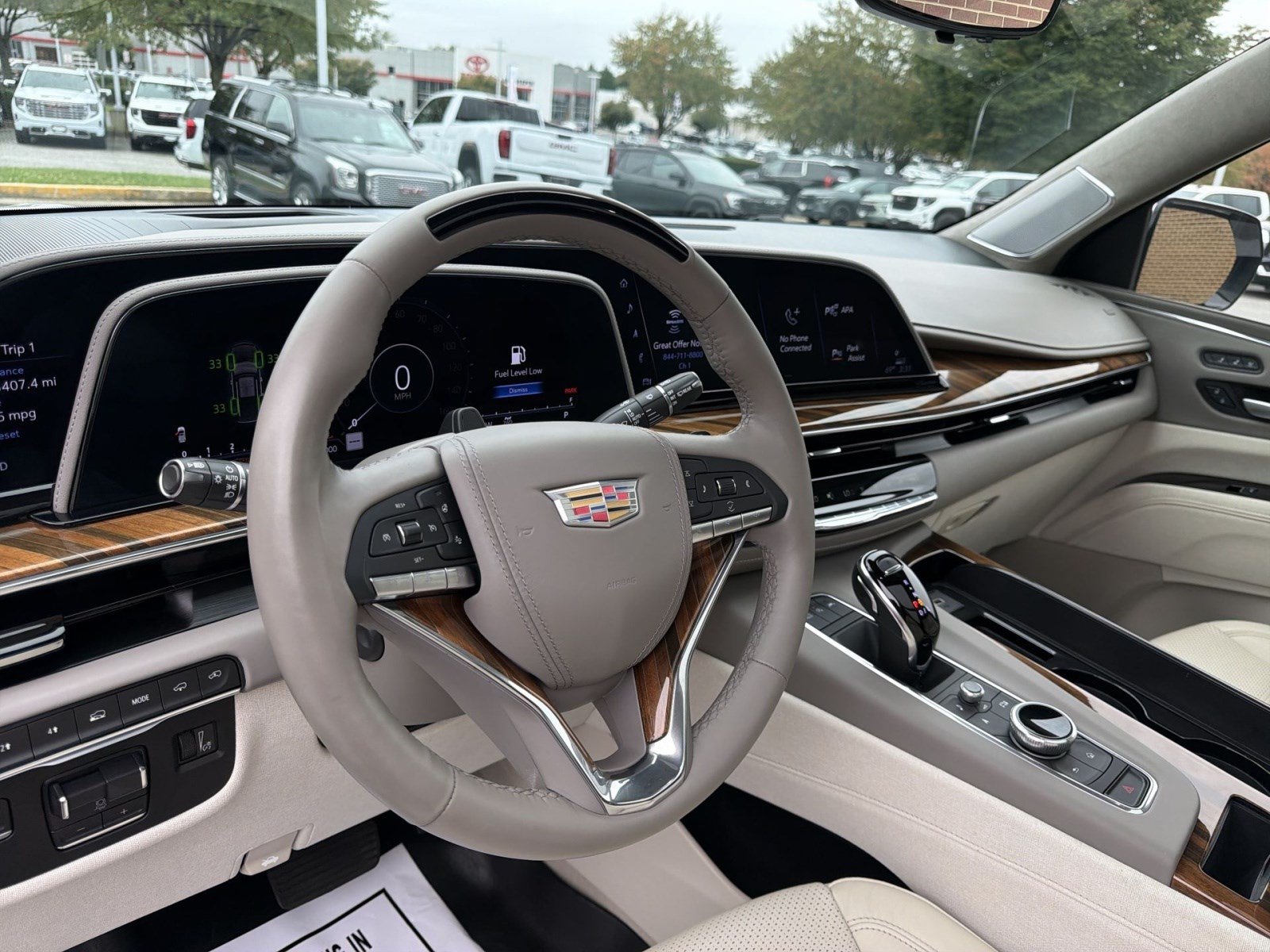 Used 2024 Cadillac Escalade ESV Sport Platinum AWD/4WD image 16