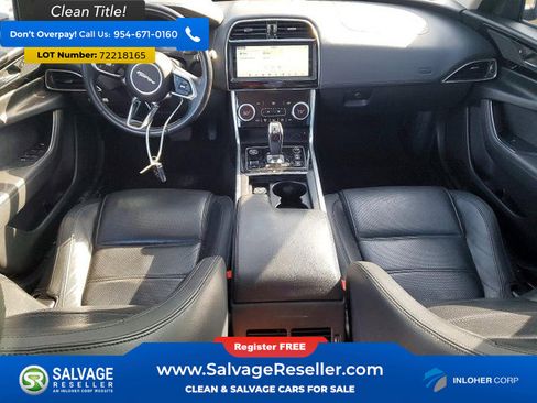 Used 2020 Jaguar XE S image 11