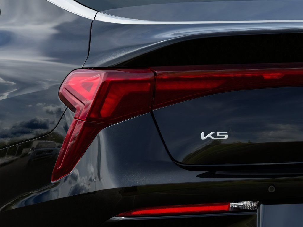 New 2026 Kia K5 GT-Line w/ GT-Line Premium Package FWD image 11