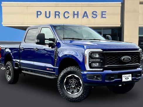 New 2026 Ford F250 XLT w/ XLT Premium Package AWD/4WD image 1