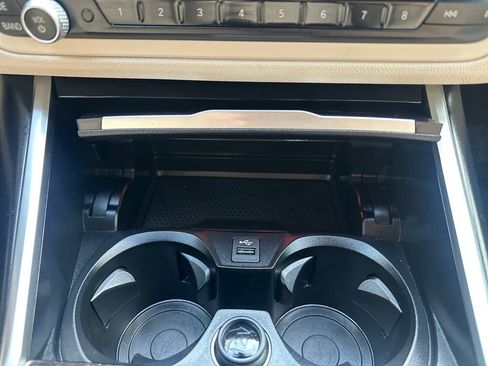 Used 2022 BMW 330i Sedan w/ Premium Package image 29