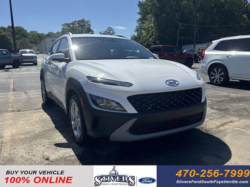 Used 2023 Hyundai Kona SEL w/ Cargo Package FWD image 1