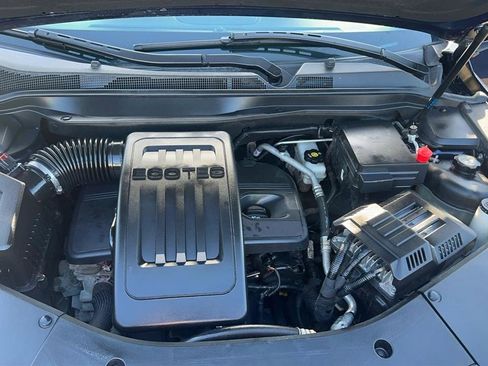 Used 2017 Chevrolet Equinox LT w/ Convenience Package image 38