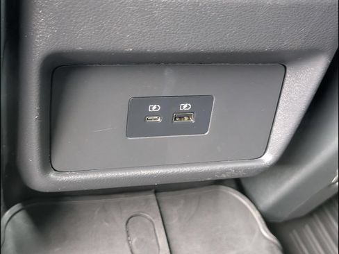 Used 2022 Nissan Rogue SV w/ SV Premium Package FWD image 21