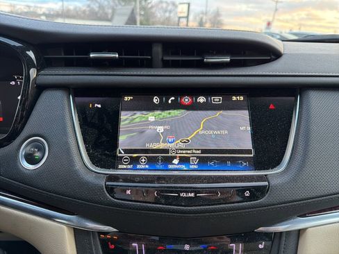 Used 2017 Cadillac XT5 Luxury w/ Driver Awareness Package image 38