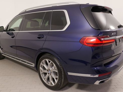 Used 2021 BMW X7 xDrive40i w/ Executive Package image 14