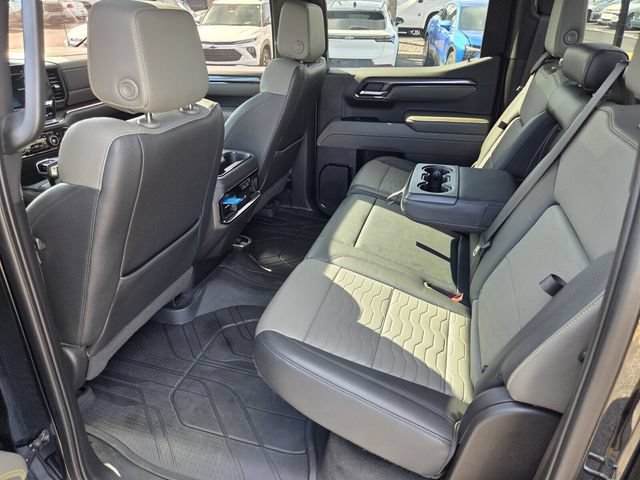 Used 2023 Chevrolet Silverado 1500 ZR2 w/ Technology Package AWD/4WD image 10